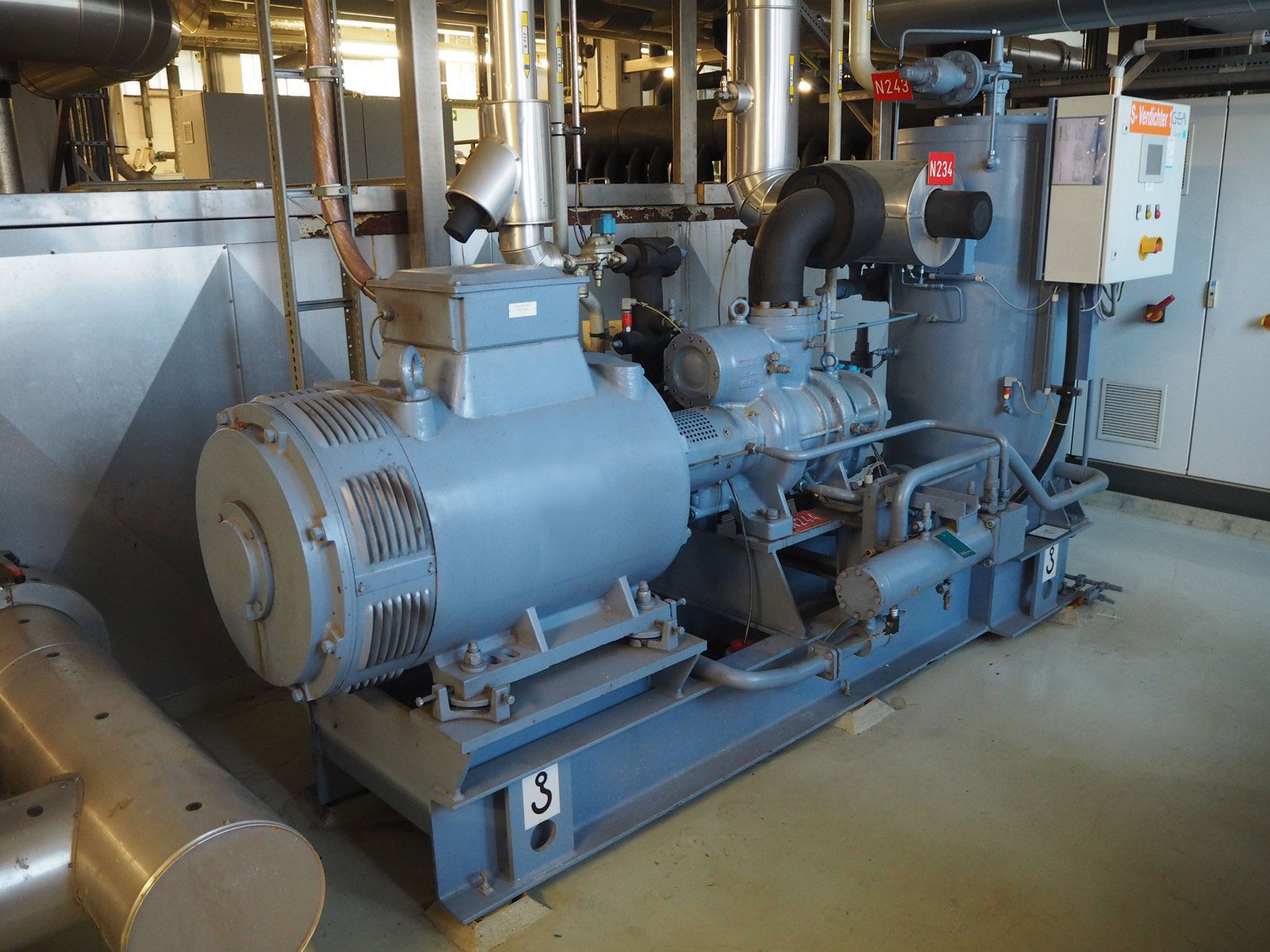 Grasso-MR-M2655S-28_01-37kkw.inst.jpg